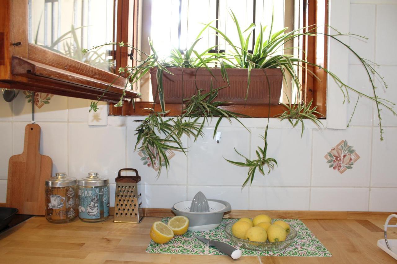 Casa Biancoliva Appartement Toscolano Maderno Buitenkant foto