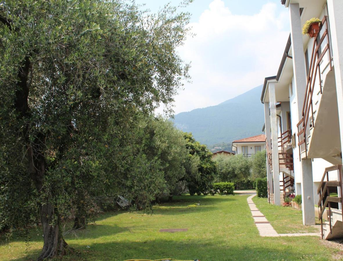 Casa Biancoliva Appartement Toscolano Maderno Buitenkant foto